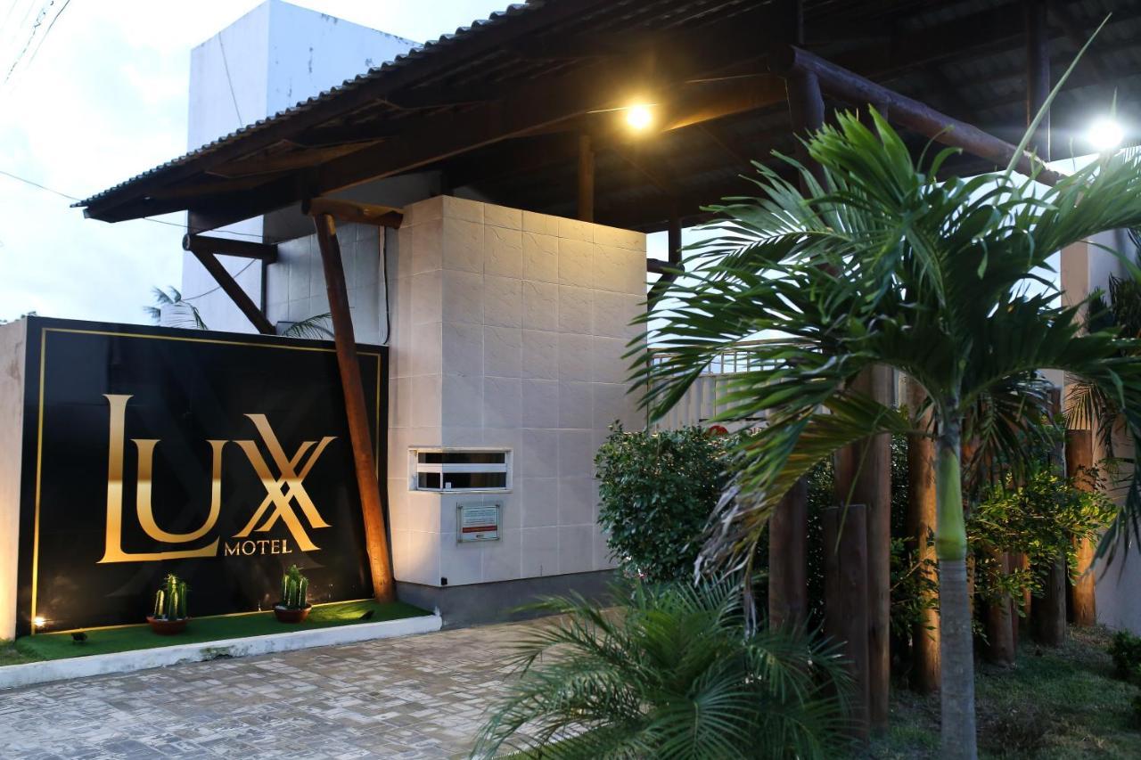 Love hotel Lux *